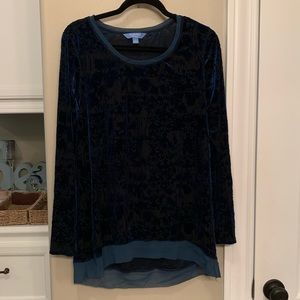 Simply Vera Velvet Top
